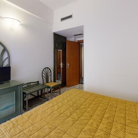 Hotel Zunino Spotorno Exterior photo